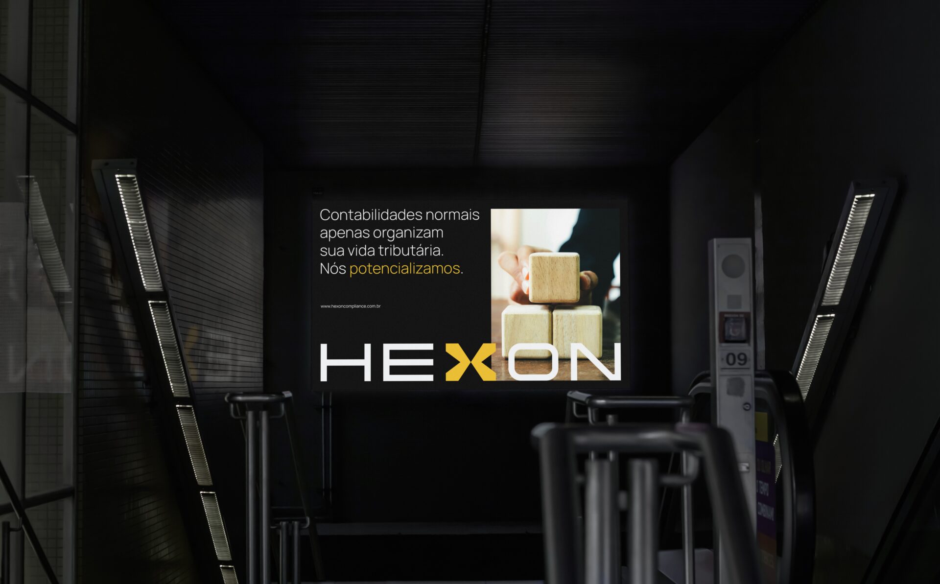 Billboard Hexon em via urbana